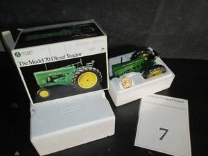 lot 8 image: Ertl Precision Classics The Model 720 Deisel John Deere Tractor 116 Scale # 5788 PLT