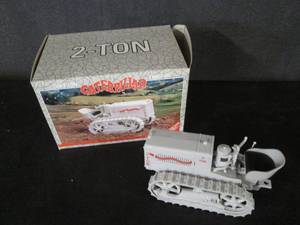 lot 44 image: National Toy Truckin Cronstruction...
