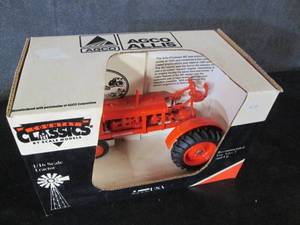lot 61 image: Country Classics by Scale Model All...