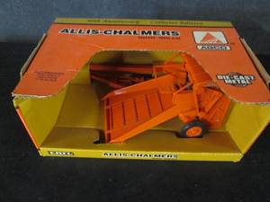 lot 63 image: Ertl 50th Anniversay Collectors Ed...