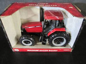 lot 94 image: Ertl Case International Maxxum MX11...