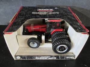 lot 103 image: Ertl Case Collector Edition Magnum ...