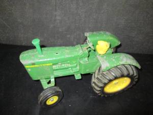 lot 124 image: John Deere Tractor 9A...