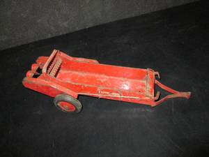 lot 150 image: McCormick-Deering Tractor Spreader ...
