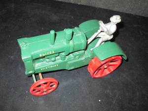 lot 178 image: Oliver Hartparr Tractor With Figuri...