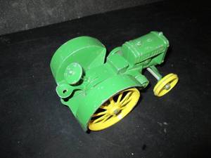 lot 182 image: John Deere Metal Tractor 6A...