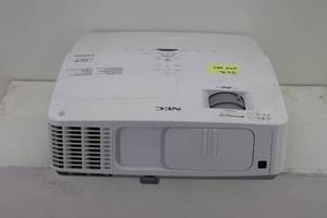 lot 28 image: NEC NP-PE401H Parts