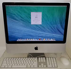 lot 4 image: iMac All-in-One