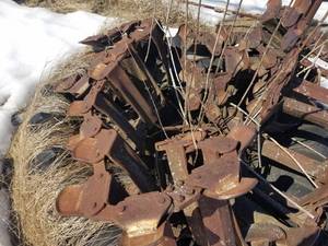lot 21 image: Skid Steer Metal Tracks