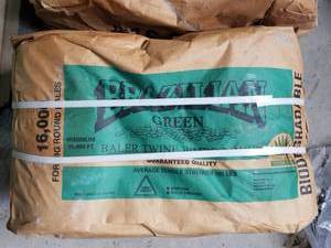 lot 48 image: Five Packs of Baler Twine