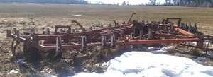 lot 119 image: Wilrich Field Cultivator