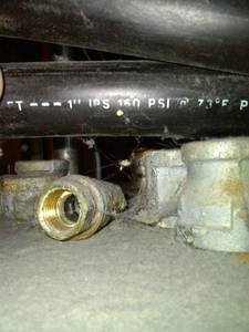 lot 151 image: 1 160 PSI Water Line & Screwdrivers