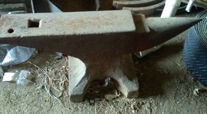 lot 165 image: Anvil