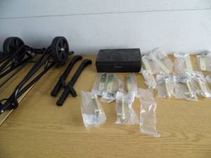 lot 25 image: Drawer Pulls - Trimmer - Luggage Carrier