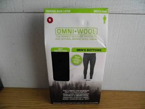 lot 36 image: New Omni Wool Mens Bottoms