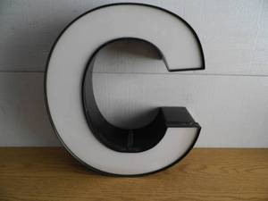 lot 59 image: LED Letter C