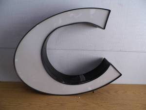 lot 62 image: LED Letter C