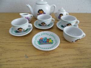 lot 92 image: Dora Mini Tea Set