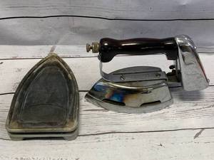 Antique Radiant Gas Iron (with RARE base)