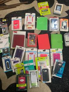 Over $300 Worth of Phone  Ipad Accessories