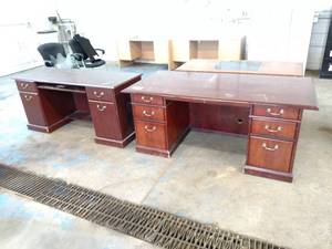 lot 52 image: Desk & Credenza...