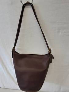 lot 8 image: Coach Brown Leather Bucket Style Handbag