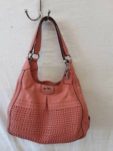 lot 13 image: Coach Leather Handbag (Salmon Color)