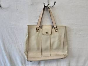 lot 47 image: Monsac Handbag