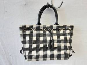lot 56 image: Dooney & Bourke Handbag