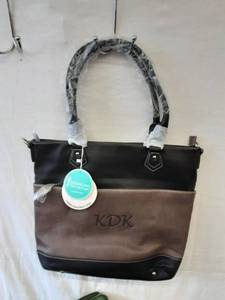 lot 63 image: Initials Inc. Vegan Leather Tote (New)