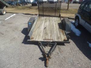 lot 10 image: Yard Trailer Home Made