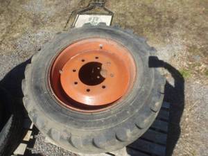 lot 14 image: Skid Steer TiresRims