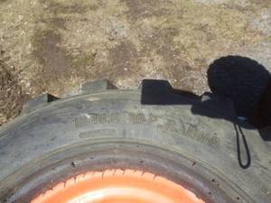 lot 17 image: Trelberg Skid Steer TiresRims