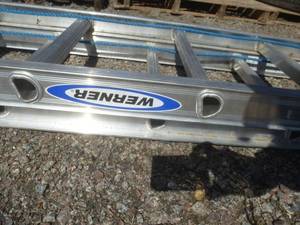 lot 20 image: Werner Aluminum Ladder 32