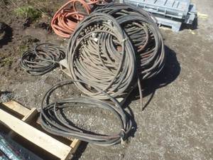 lot 30 image: Soaker Hose