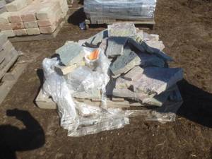 lot 38 image: Flag Stone