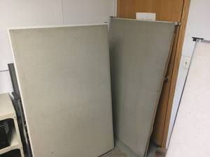 lot 57 image: Office Dividers