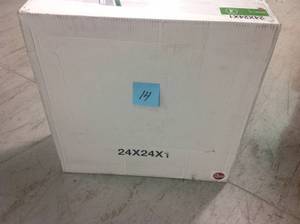 lot 14 image: Rheem 24 in. x 24 in. x 1 in. Basic Household Pleated FPR 4 Air Filter