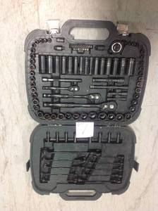lot 9 image: Husky 14 in., 38 in. and 12 in. Drive 100-Position Universal SAE and Metric Mechanics Tool Set (105-Piece) USED in good conditions