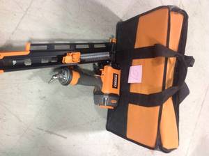 lot 59 image: Ridgid 21-Degree 3-12 in. Round Head Framing Nailer in good condition