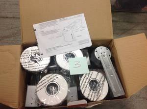lot 3 image: &nbspGlobe Electric 4 in. White Dimmable Recessed Lighting Kit not used