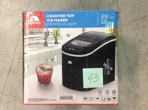 lot 43 image: IGLOO 26 lb. Freestanding Ice Maker in Black open box customer return