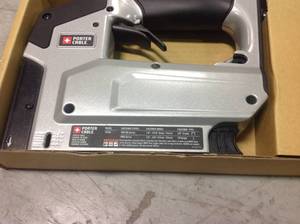 lot 70 image: Porter-Cable Pneumatic 18-Gauge 38 in. Crown Stapler