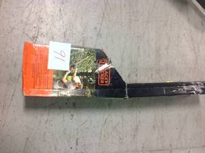 lot 91 image: BLACKDECKER 20 in. 3.8-Amp Corded Electric Hedge Trimmer in good condition