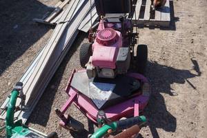 Ransomes Bobcat Model 93001 Walk Behind Commercial Lawn Mower