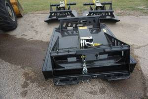 Brand New Universal Mount Bobcat Skid Loader Skid Steer 72 Brush CutterBrush Hog With Push Bar