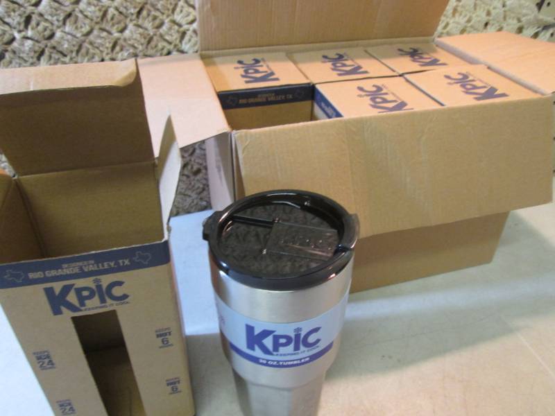 Lot of 6 - 30 ounce K Pic Double Wa...