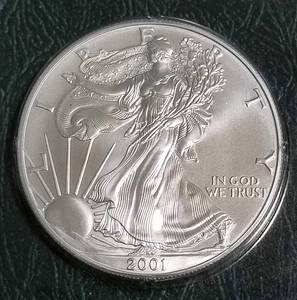 2001 AMERICAN SILVER EAGLE 1 TROY OZ. .999 FINE SILVER SEALED