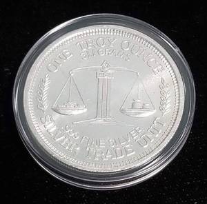 1 TROY OZ. .999 FINE SILVER MORGAN DOLLAR DESIGN IN AIRTITE