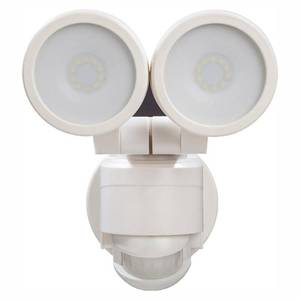lot 305 image: 2 Defiant 180 Degree White Motion A...
